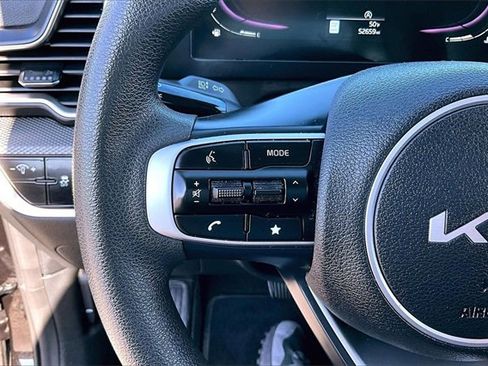 Used 2024 Kia Sportage LX image 10