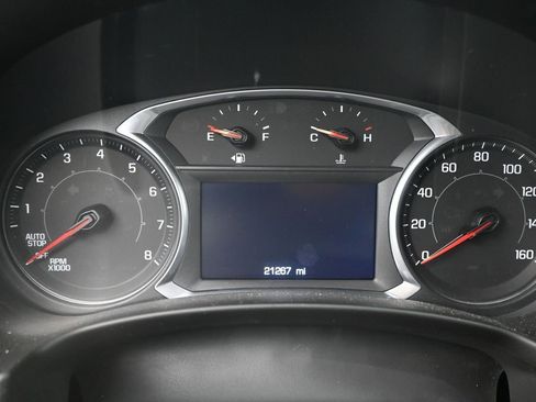 Used 2022 GMC Terrain SLE FWD image 11