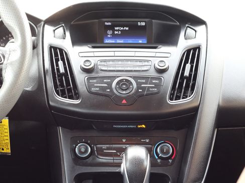 Used 2017 Ford Focus S FWD image 17