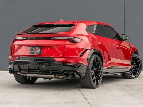 Used 2023 Lamborghini Urus S AWD/4WD image 7