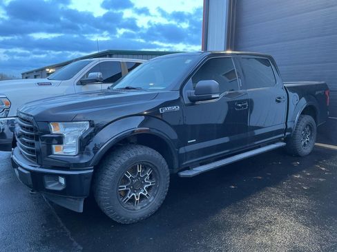 Used 2017 Ford F150 XLT w/ Equipment Group 302A Luxury image 3