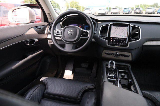 Used 2023 Volvo XC90 B6 Ultimate w/ Protection Package Premier AWD/4WD image 28
