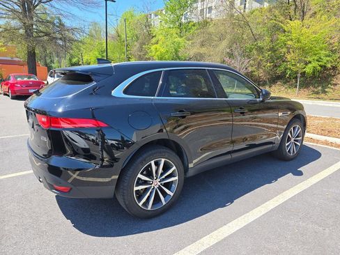 Used 2020 Jaguar F-PACE Prestige image 2