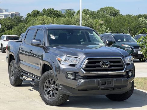 Used 2023 Toyota Tacoma SR5 RWD image 1