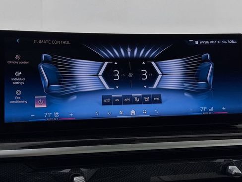 Certified 2024 BMW X7 xDrive40i AWD/4WD image 16