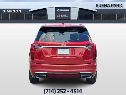 Used 2024 Cadillac XT6 Premium Luxury FWD image 7