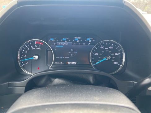 Used 2019 Ford F250 Lariat w/ Lariat Value Package AWD/4WD image 7
