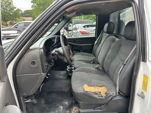 Used 2006 Chevrolet Silverado 3500 2WD Regular Cab image 19