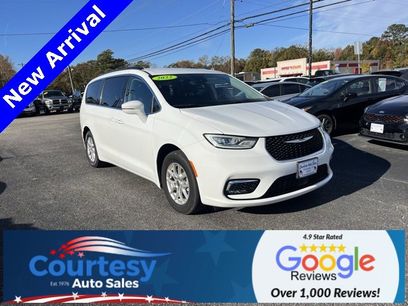 Used 2022 Chrysler Pacifica Touring-L