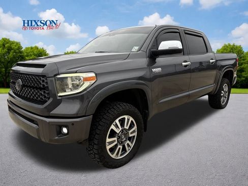Used 2018 Toyota Tundra Platinum image 3