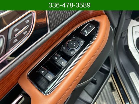 Used 2019 Lincoln Navigator L Reserve w/ Cargo Package image 11