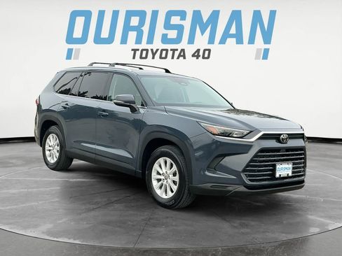 Certified 2024 Toyota Grand Highlander XLE image 9