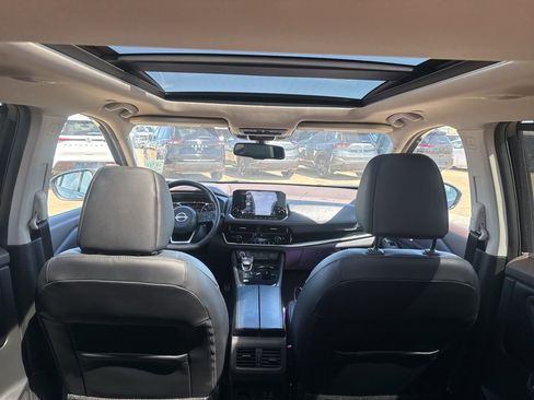 Certified 2022 Nissan Rogue SL w/ SL Premium Package image 36