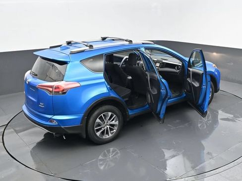 Used 2016 Toyota RAV4 XLE AWD/4WD image 26