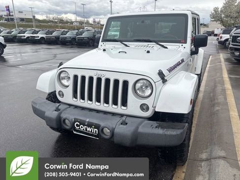 Used 2016 Jeep Wrangler Unlimited Sahara w/ Connectivity Group image 2