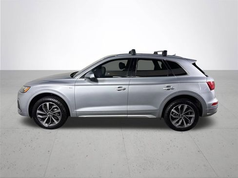 Used 2023 Audi Q5 2.0T Premium w/ Convenience Package AWD/4WD image 9