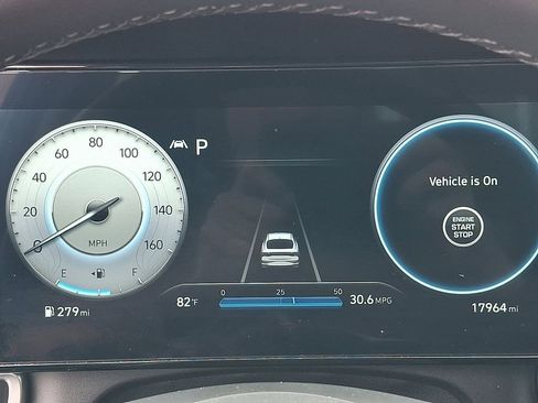 Used 2023 Hyundai Elantra Limited w/ Cargo Package image 22