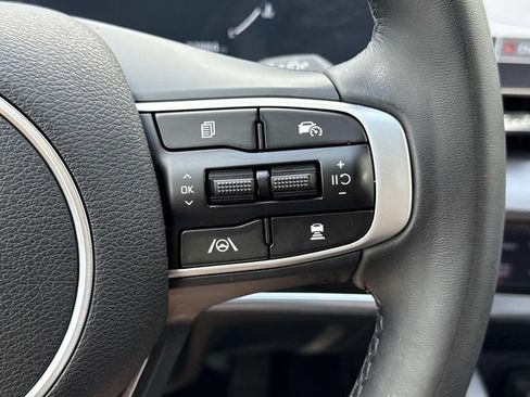 Used 2025 Kia Sportage SX FWD image 24
