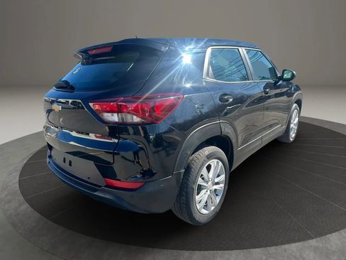 Used 2021 Chevrolet TrailBlazer LS FWD image 5
