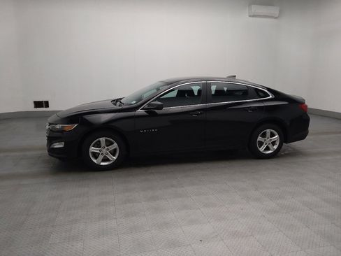 Used 2019 Chevrolet Malibu LS image 2