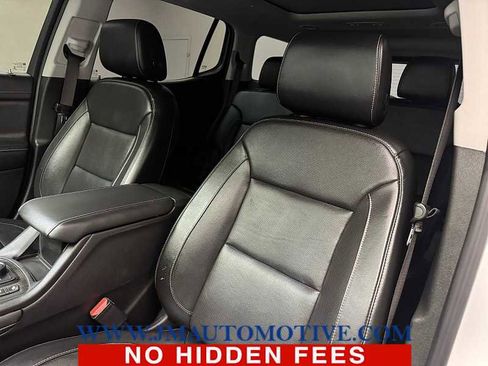 Used 2020 GMC Acadia SLT w/ Driver Alert Package II image 14