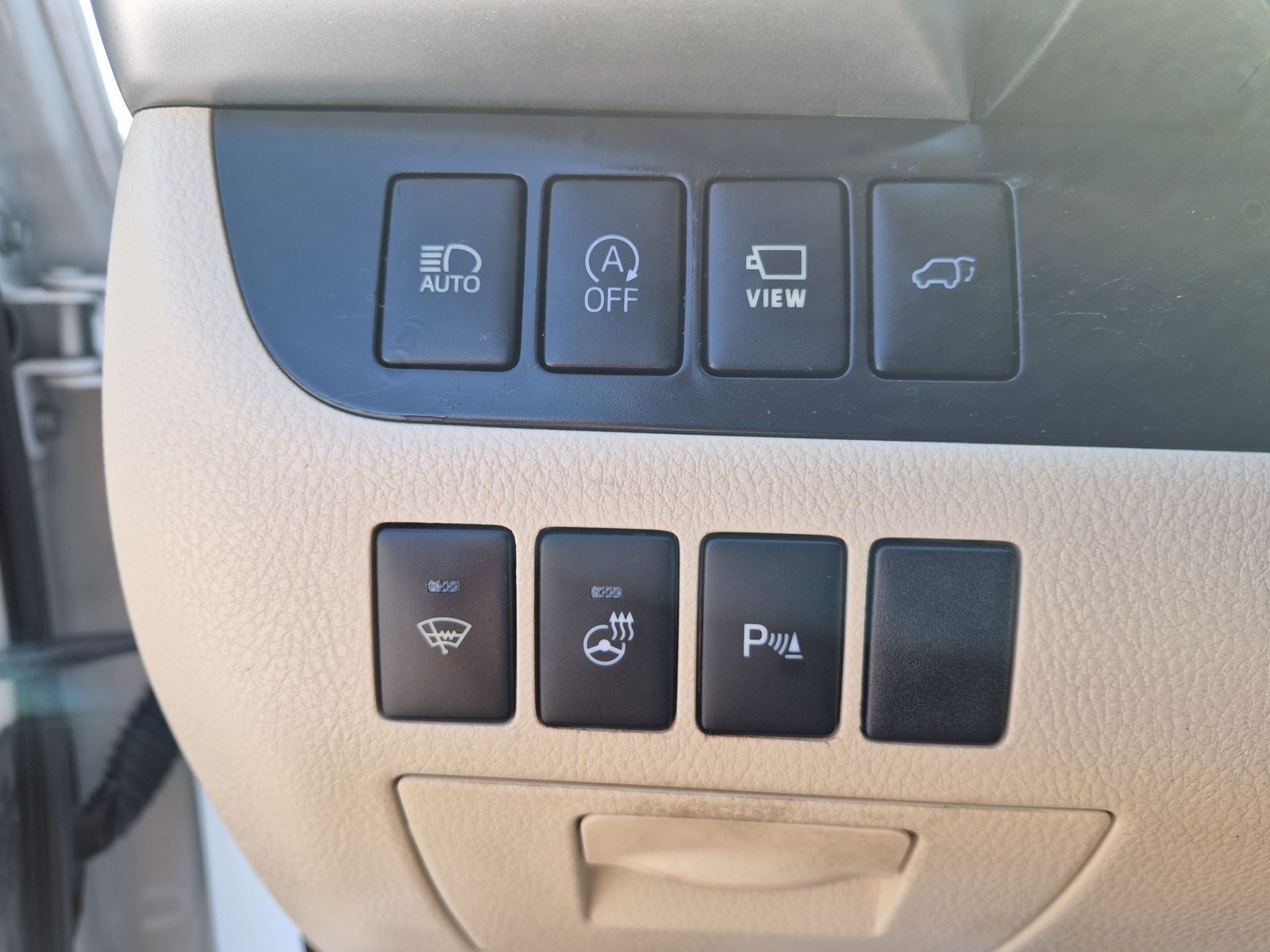 Used 2019 Toyota Highlander Limited Platinum AWD/4WD image 17