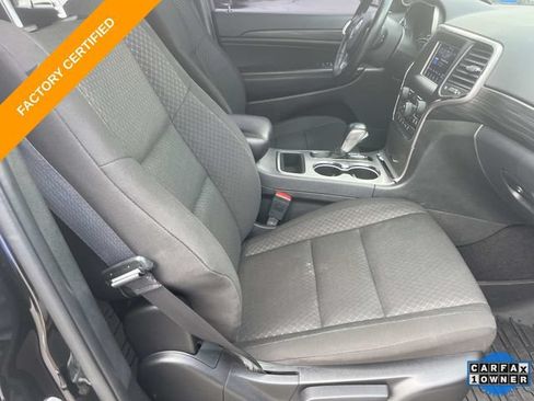 Certified 2021 Jeep Grand Cherokee Laredo w/ Security & Convenience Group AWD/4WD image 24