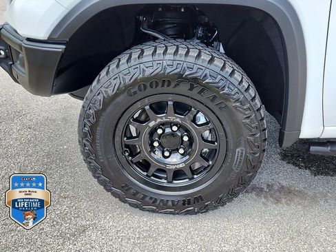 New 2026 GMC Sierra 1500 AT4X w/ AT4X AEV Edition AWD/4WD image 6