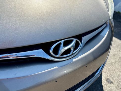 Used 2016 Hyundai Elantra Value Edition FWD image 24