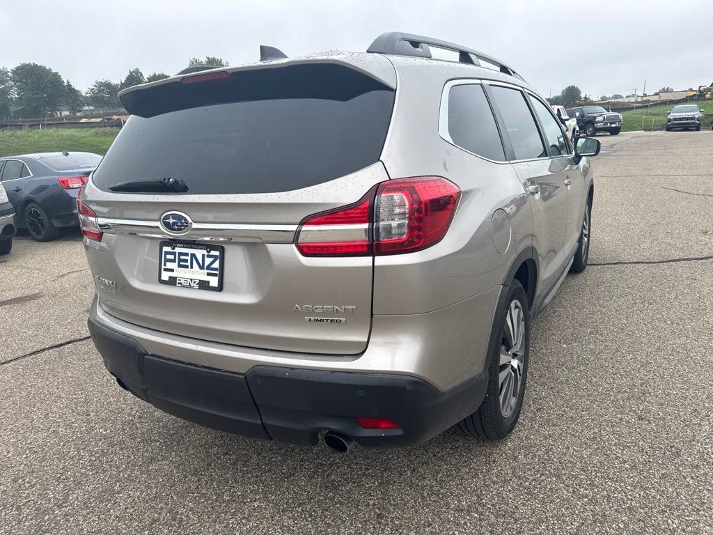 Used 2019 Subaru Ascent Limited AWD/4WD image 7