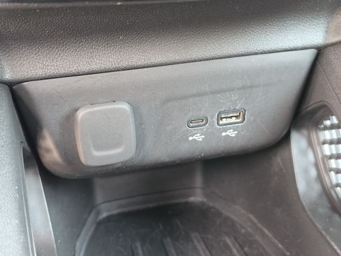 Used 2024 Chevrolet TrailBlazer LT FWD image 28