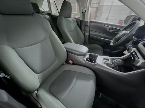 Used 2024 Toyota RAV4 LE image 30