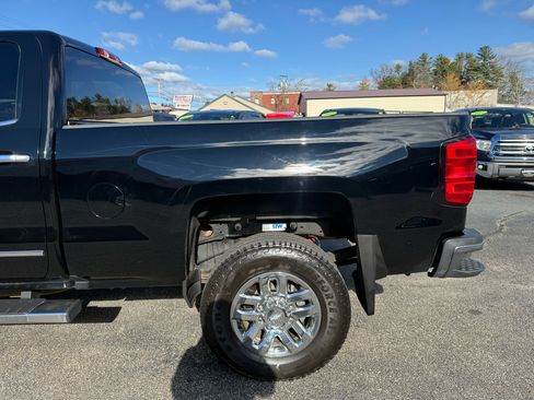 Used 2018 Chevrolet Silverado 2500 LTZ w/ Duramax Plus Package image 8