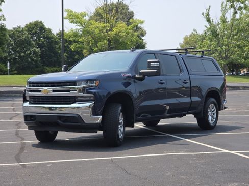 Used 2021 Chevrolet Silverado 1500 LT w/ Z71 Off-Road Package AWD/4WD image 20