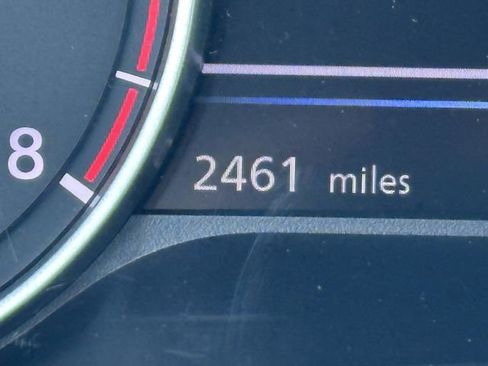Certified 2025 Nissan Sentra SR w/ Midnight Edition FWD image 28
