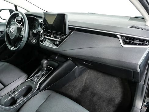 Used 2024 Toyota Corolla LE image 22