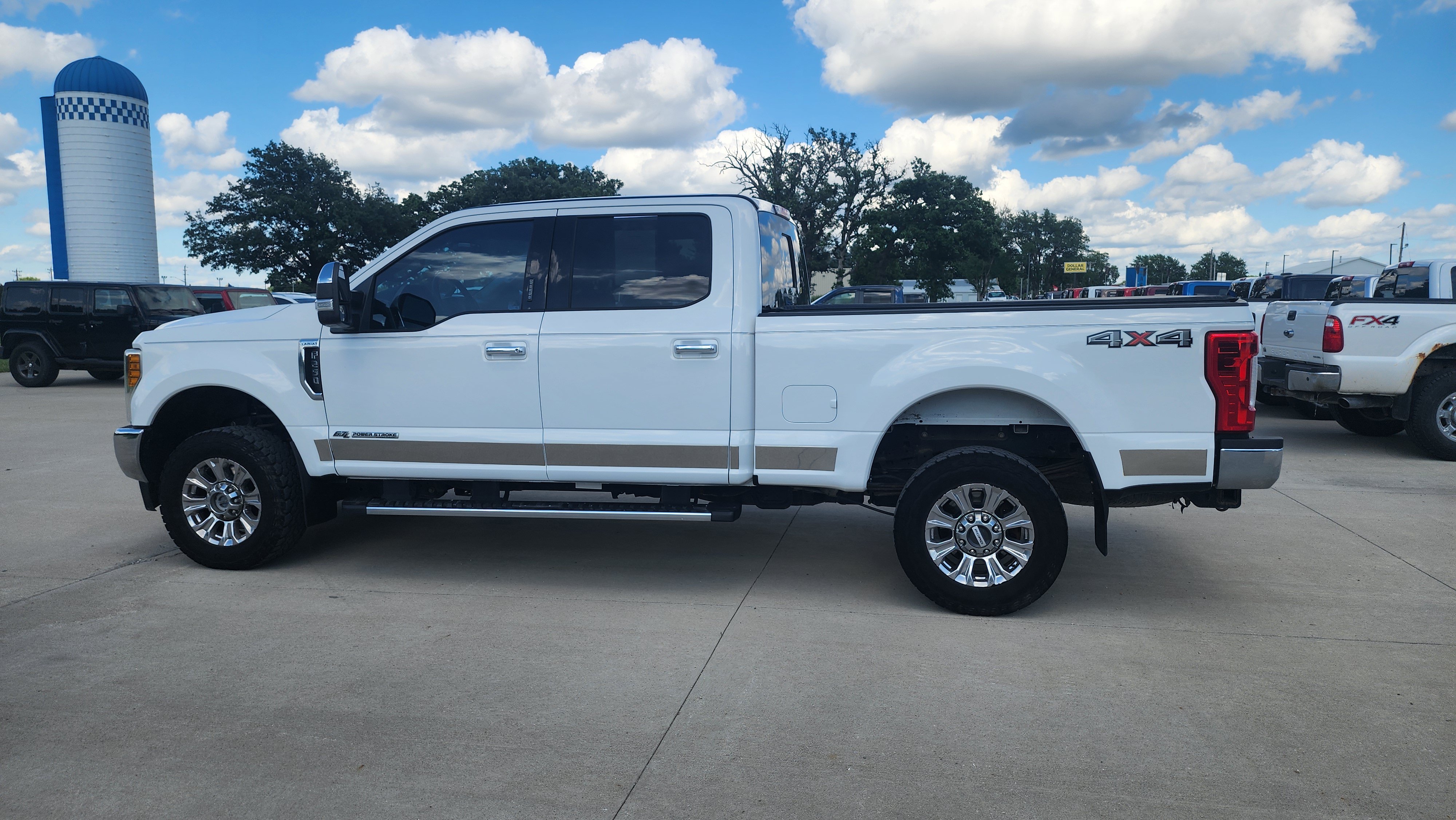 Used 2017 Ford F250 Lariat w/ Chrome Package AWD/4WD image 8