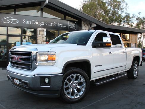 Used 2015 GMC Sierra 1500 SLT w/ SLT Crew Cab Value Package RWD image 1