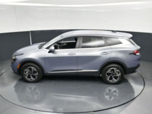 Used 2025 Kia Sportage LX AWD/4WD image 50