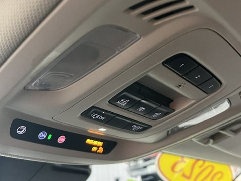 Certified 2023 Buick Envision Avenir AWD/4WD image 14
