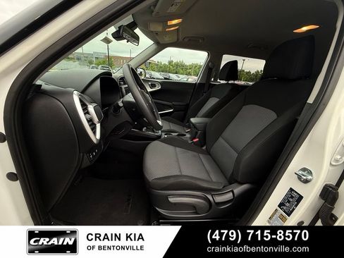 Certified 2024 Kia Soul LX w/ Option Group 015 FWD image 21