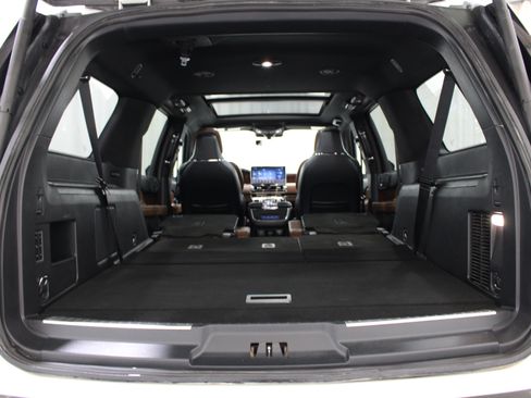 Used 2023 Lincoln Navigator L Reserve AWD/4WD image 24