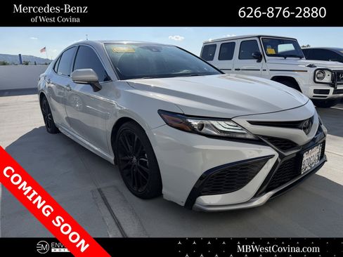 Used 2022 Toyota Camry XSE image 1
