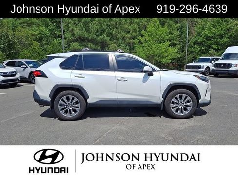 Used 2022 Toyota RAV4 XLE Premium FWD image 30