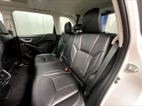 Used 2023 Subaru Forester Touring image 15