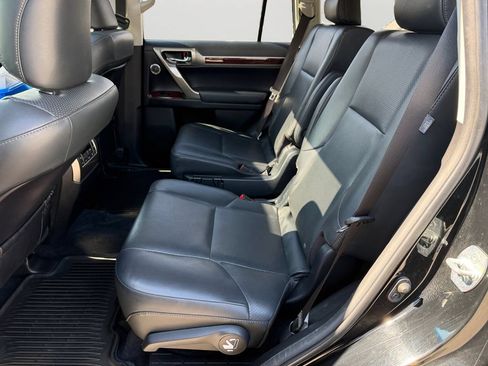 Used 2019 Lexus GX 460 Luxury AWD/4WD image 15