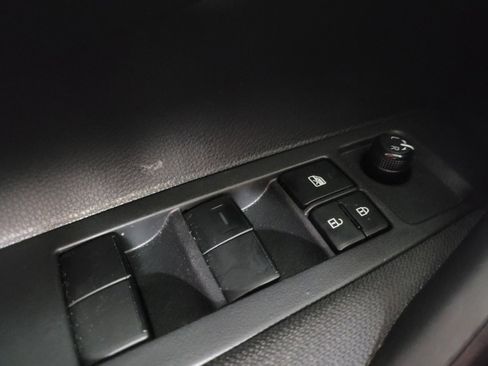 Used 2020 Toyota Corolla LE FWD image 27