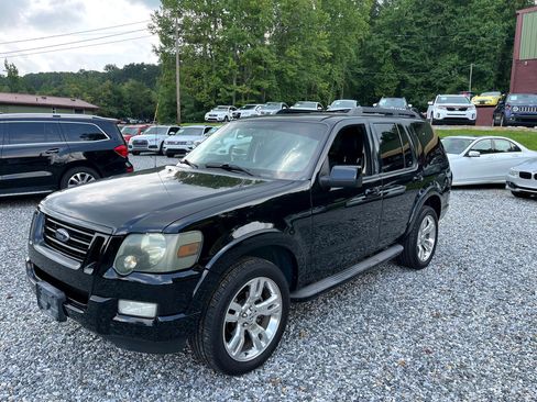 Used 2010 Ford Explorer XLT image 4