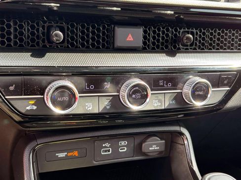 Certified 2025 Honda CR-V EX-L image 28