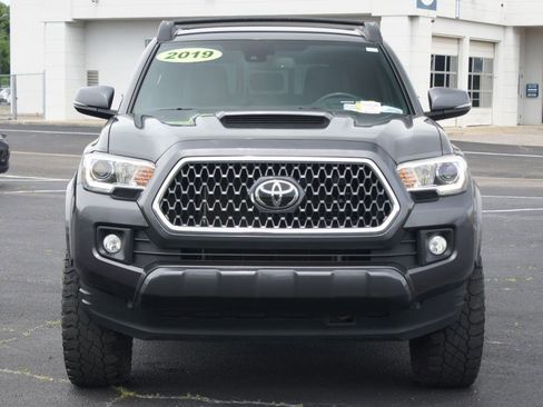 Used 2019 Toyota Tacoma TRD Sport w/ Technology Package AWD/4WD image 23